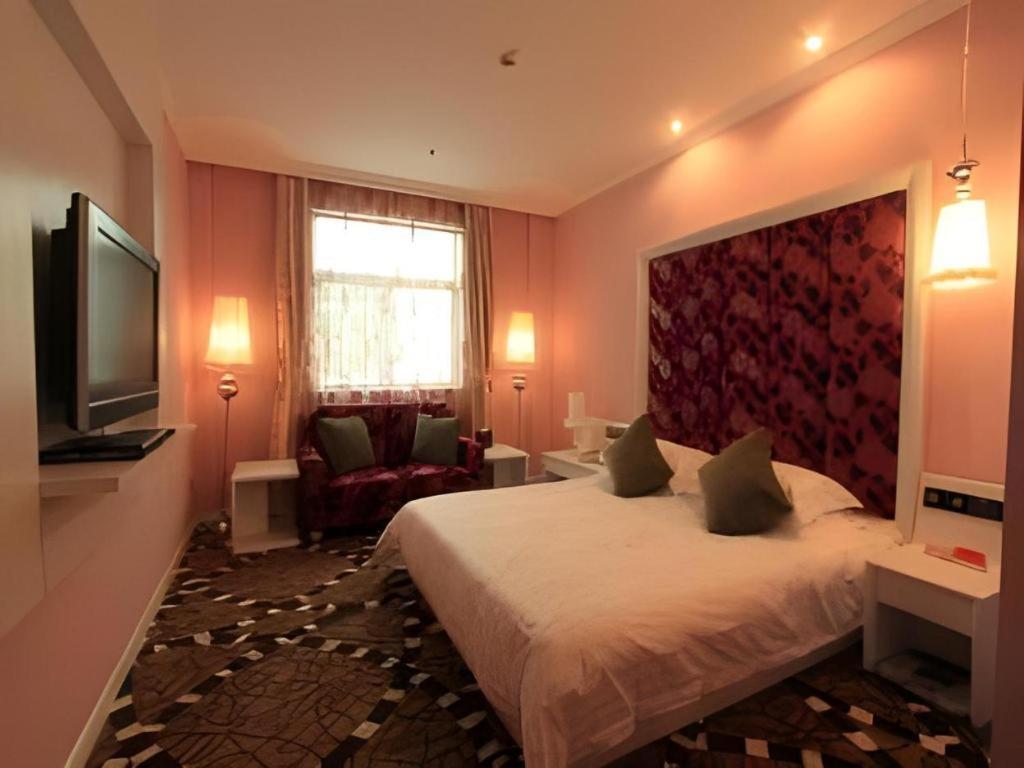 Elegance Bund Hotel Shanghai Exterior photo