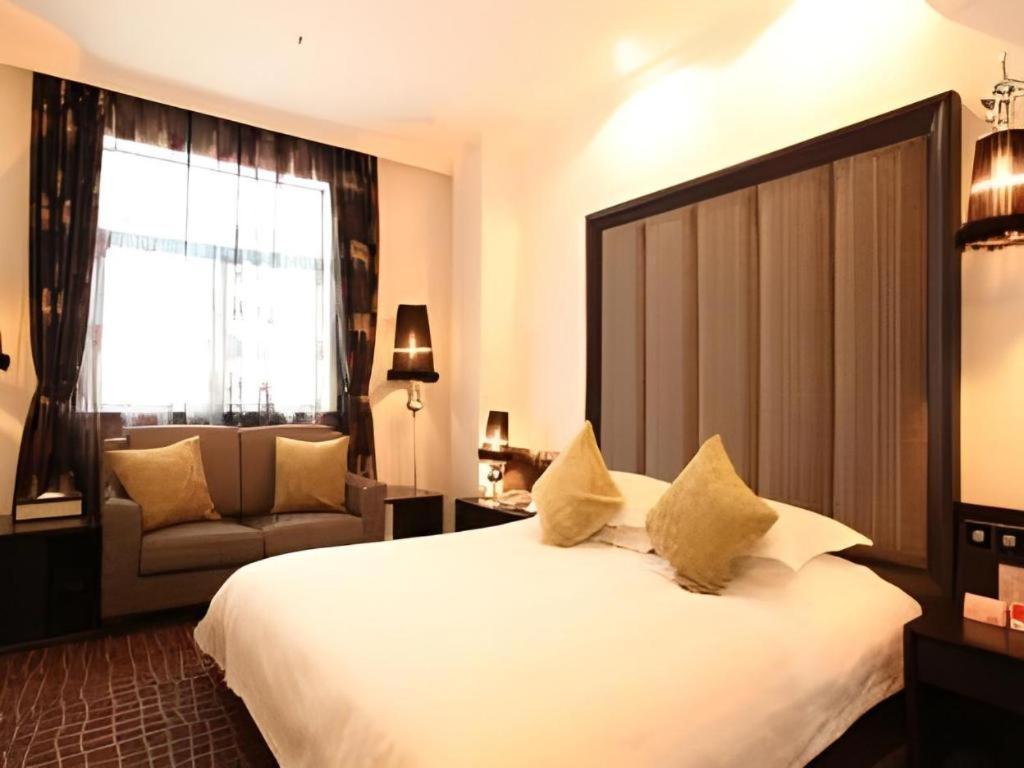 Elegance Bund Hotel Shanghai Exterior photo