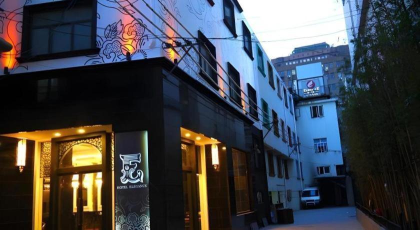 Elegance Bund Hotel Shanghai Exterior photo